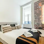 Heroismo, Stylish 2 Bedroom