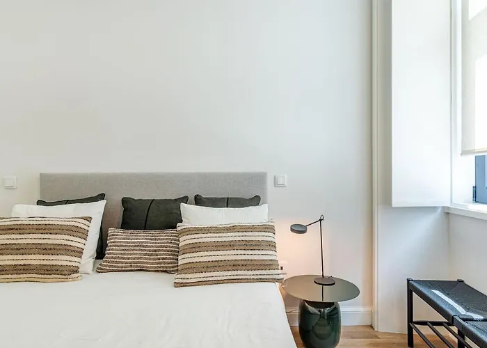Heroismo, Stylish 2 Bedroom Oporto