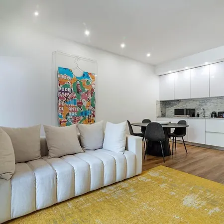 Heroismo, Stylish 2 Bedroom Apartament
