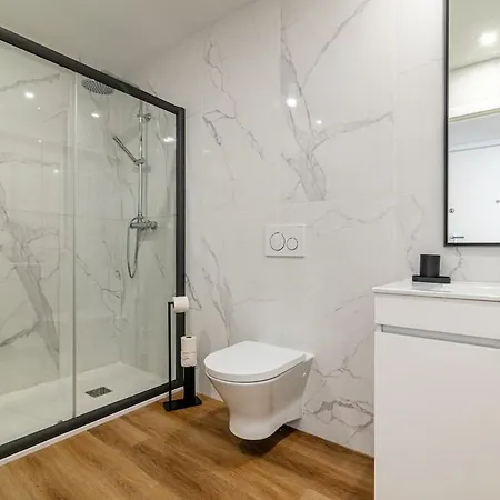 Heroismo, Stylish 2 Bedroom Lejlighed